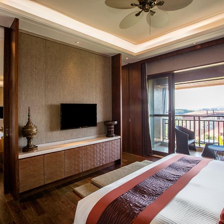 Crowne Plaza Resort Xishuangbanna Parkview, An Ihg Hotel Exterior photo